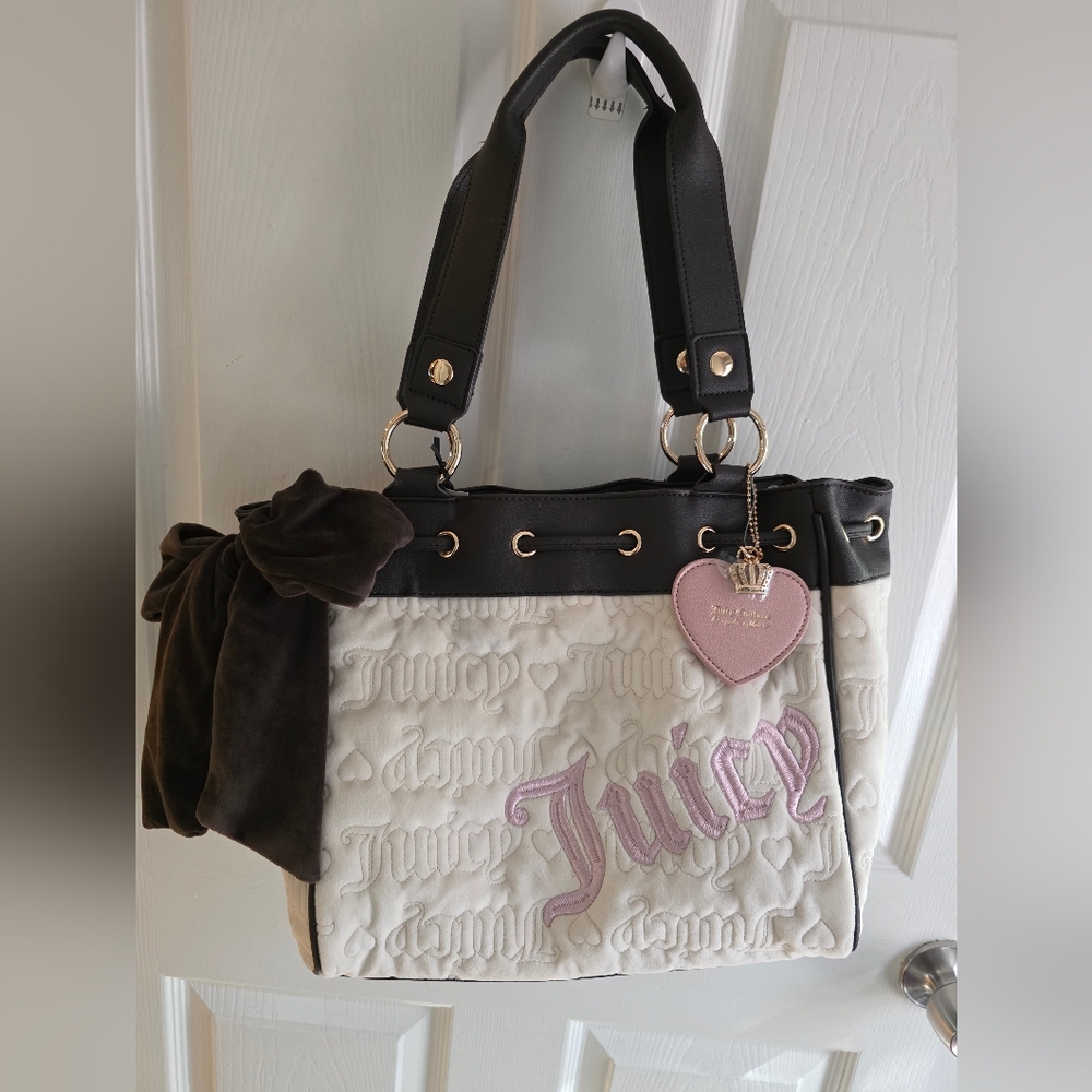 Juicy Couture Daydreamer Tote Blush Pink Logo Heart Chocolate Trim & Bow  NWT